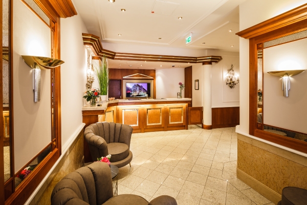 Star-Apart Hansa Hotel (Wiesbaden)